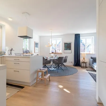 Holiday home Haus Groenland 1 *
